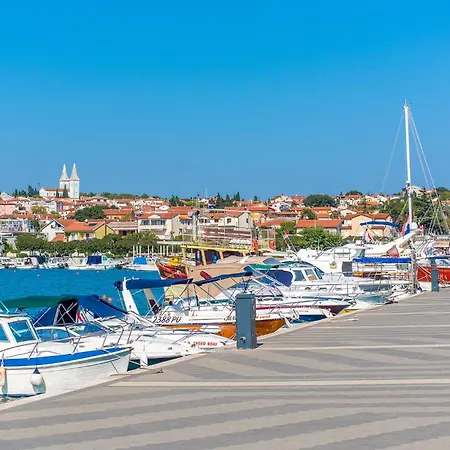 Apartman Awesome In With Wifi Medulin