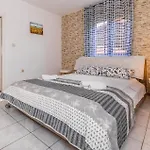 Awesome In With Wifi Apartamento Medulin